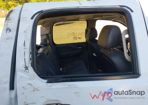 2007 Chevrolet Silverado K2500 Heavy Duty z USA, uszkodzony, nr VIN 1GCHK23647F553914